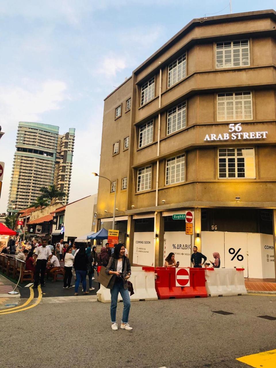 Met A Space Pod At Arab Street Singapur Zewnętrze zdjęcie